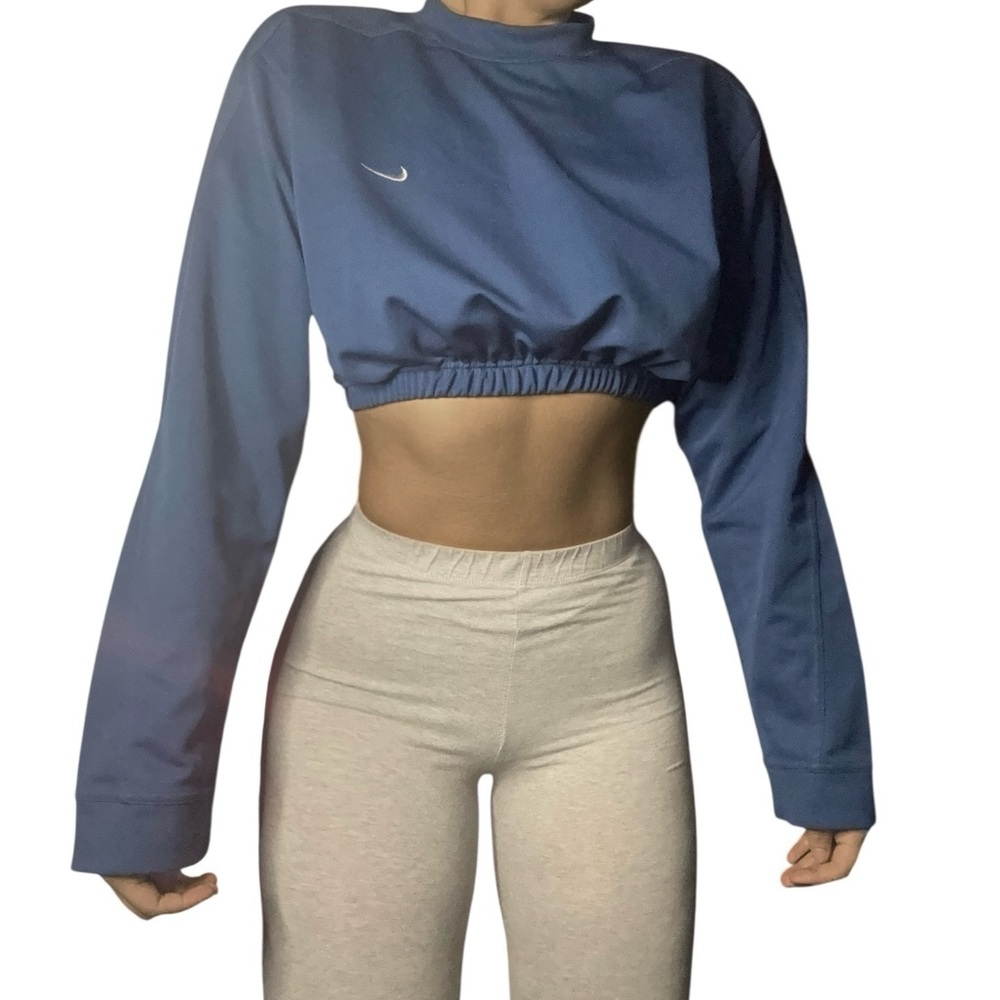 Nike y2k Reworked Custom Vintage Cropped Longsleeve